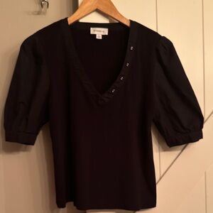 Evereve Black V-Neck Blouse with Button Detail